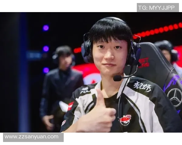 Chovy闪现进攻打满石穿GEN野区反击成功赢得比赛胜利 Chovy闪现进攻打满石穿GEN野区反击成功赢得比赛胜利